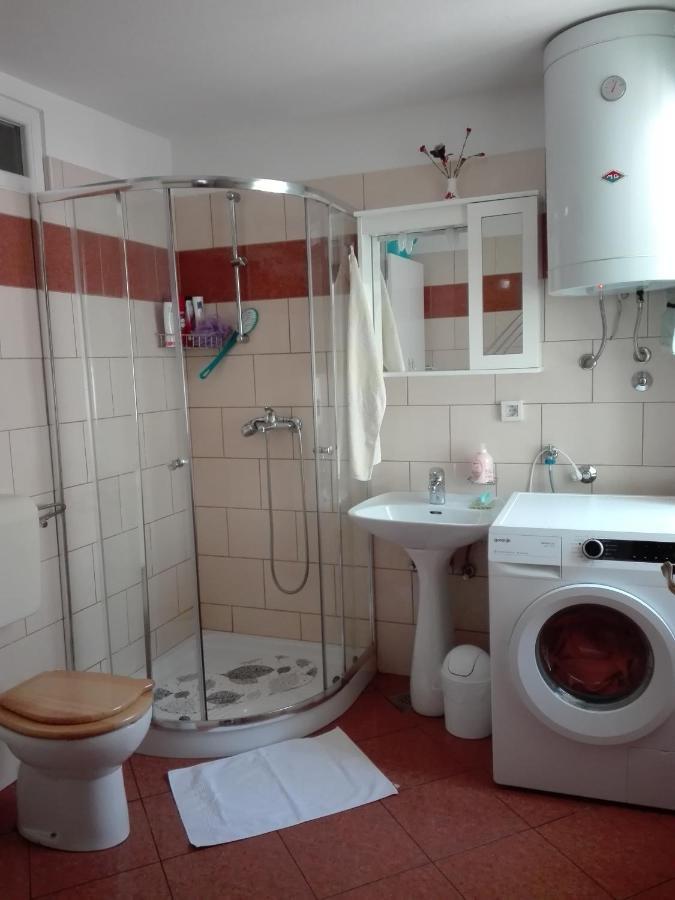 Bernik Rooms Plomin Buitenkant foto